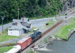 M422 approaches the old depot and signals at Highland